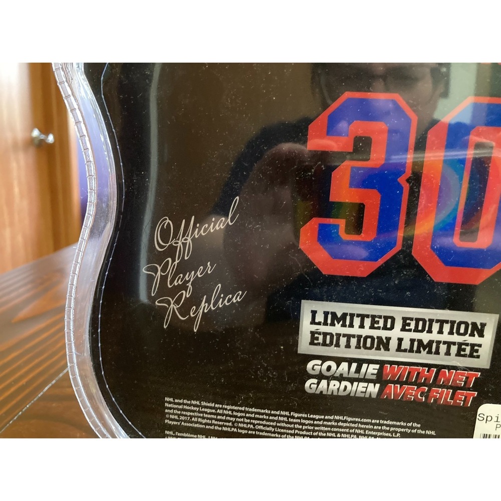 NHL Limited Edition Henrik Lundqvist 30 New York Rangers NIP 2017 Hockey Figure - Picture 10 of 12